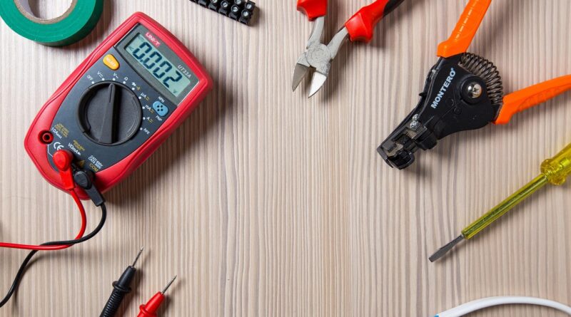 O Kit Essencial: 10 Ferramentas que Todo Eletricista